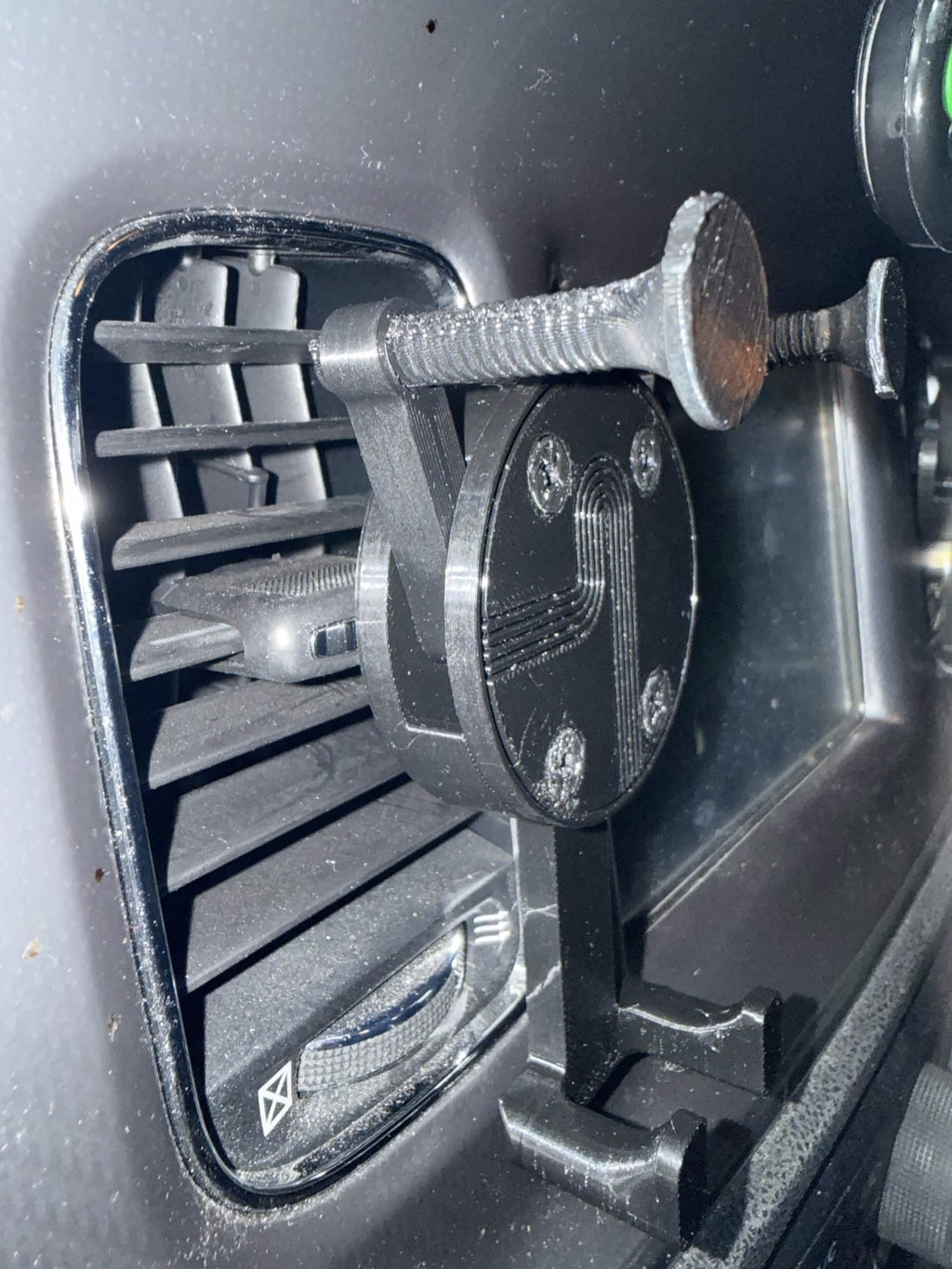 Universal Car Phone Mount v3