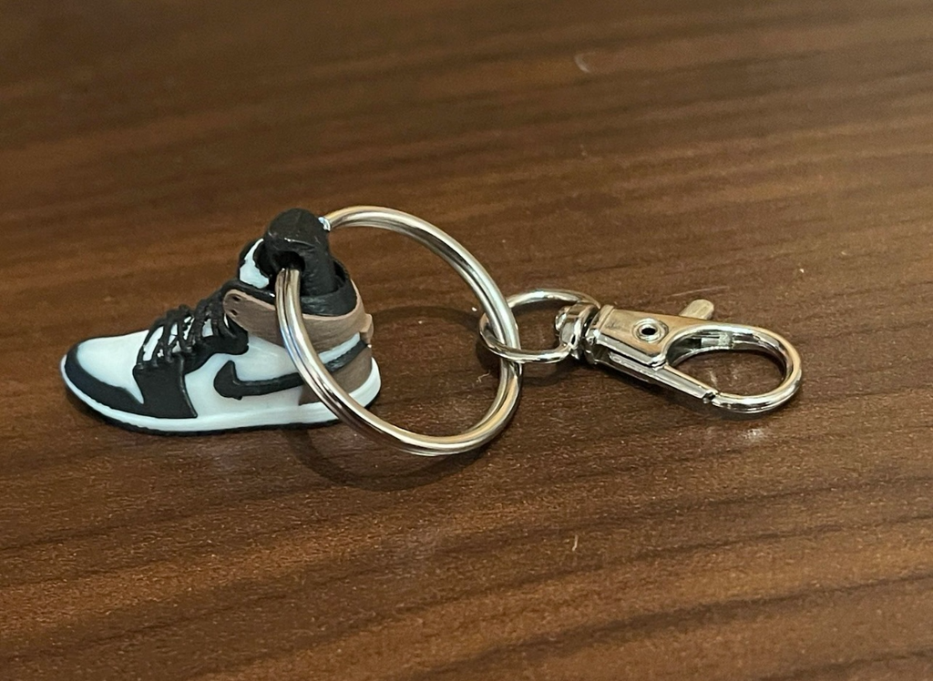 Jordan 1 Retro High Dark Mocha Keychain