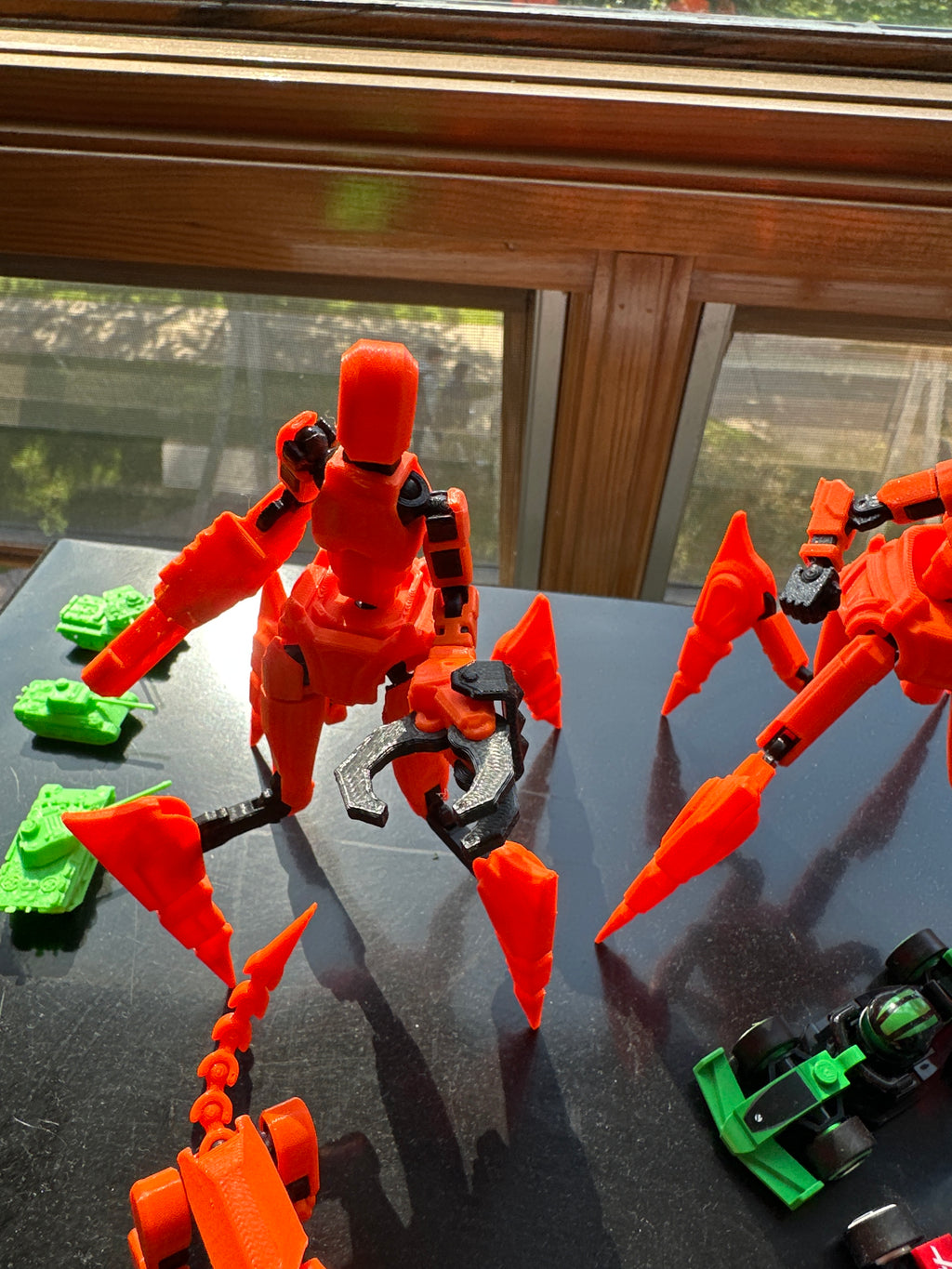 Dummy 13 Power Claw w/ "Knuckle Dusters"