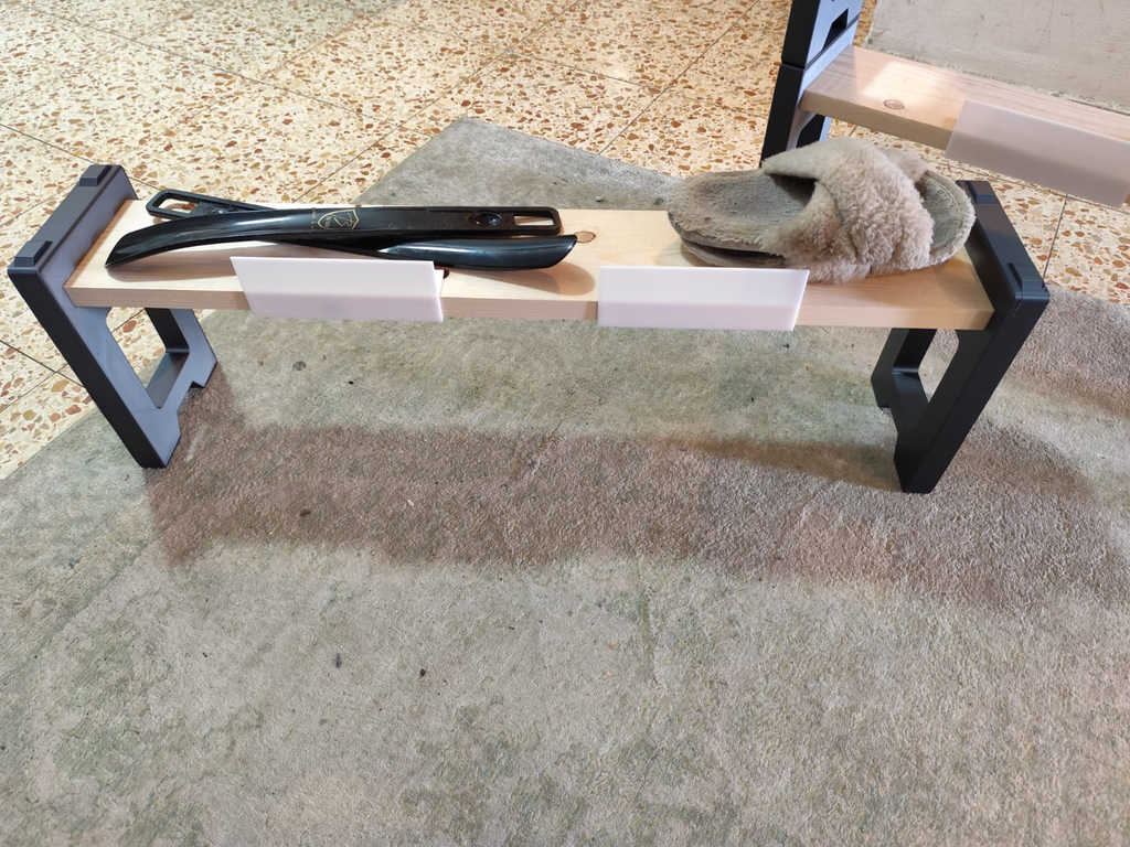 Modular shoe rack / stackable shelves