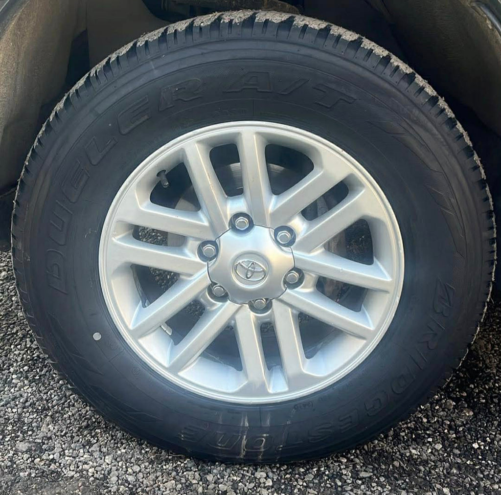 Toyota Hilux center cap