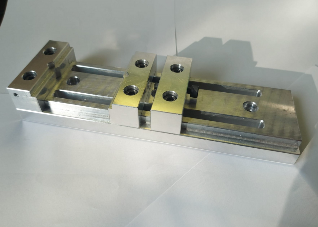 Low Profile CNC Vise