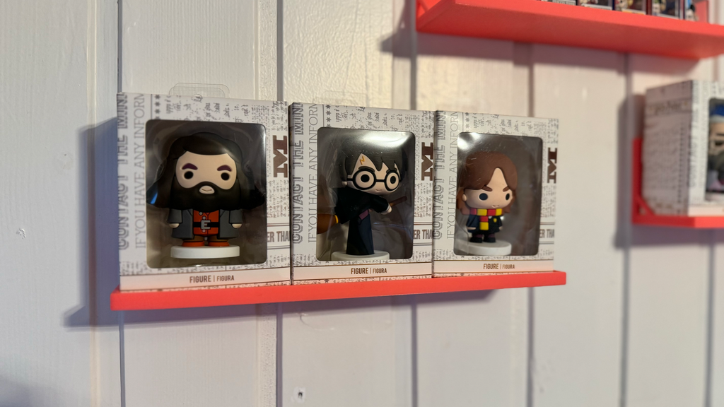 Wall shelf for "Funkopop" figures (small+middle & big version)