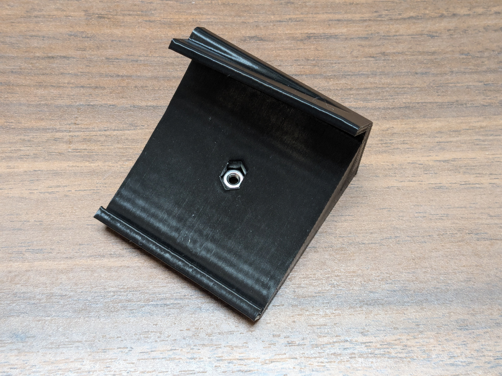 RAV4 Left-side Dashboard Mount