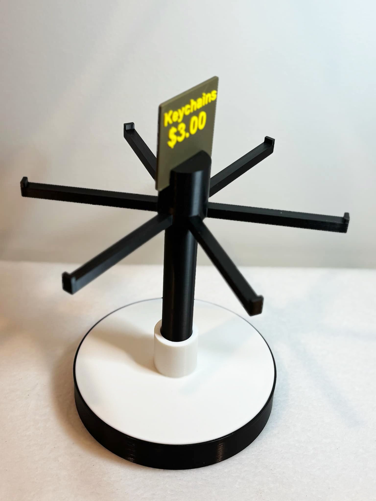 Spinning keychain display stand customizable V2!