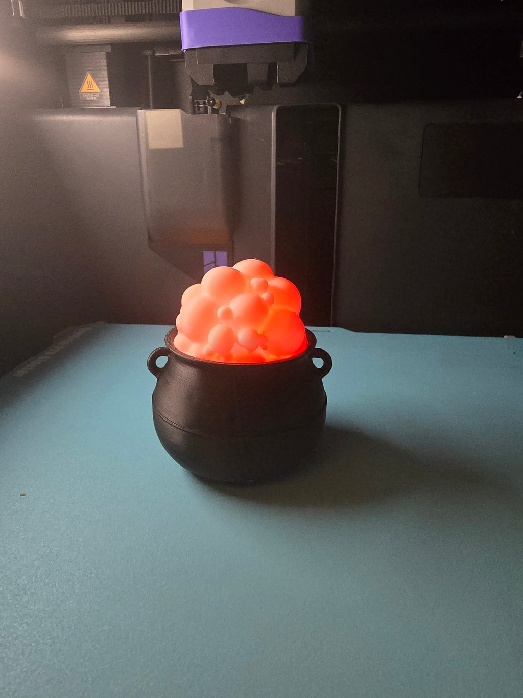 Bubbly Cauldron Tea Light (Commercial Free)