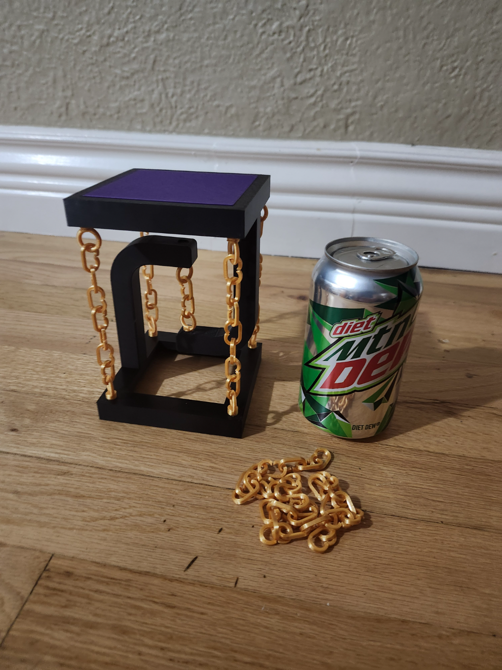 Tensegrity Table with swappable Top