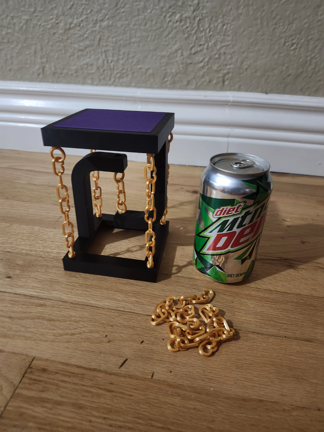 Tensegrity Table with swappable Top