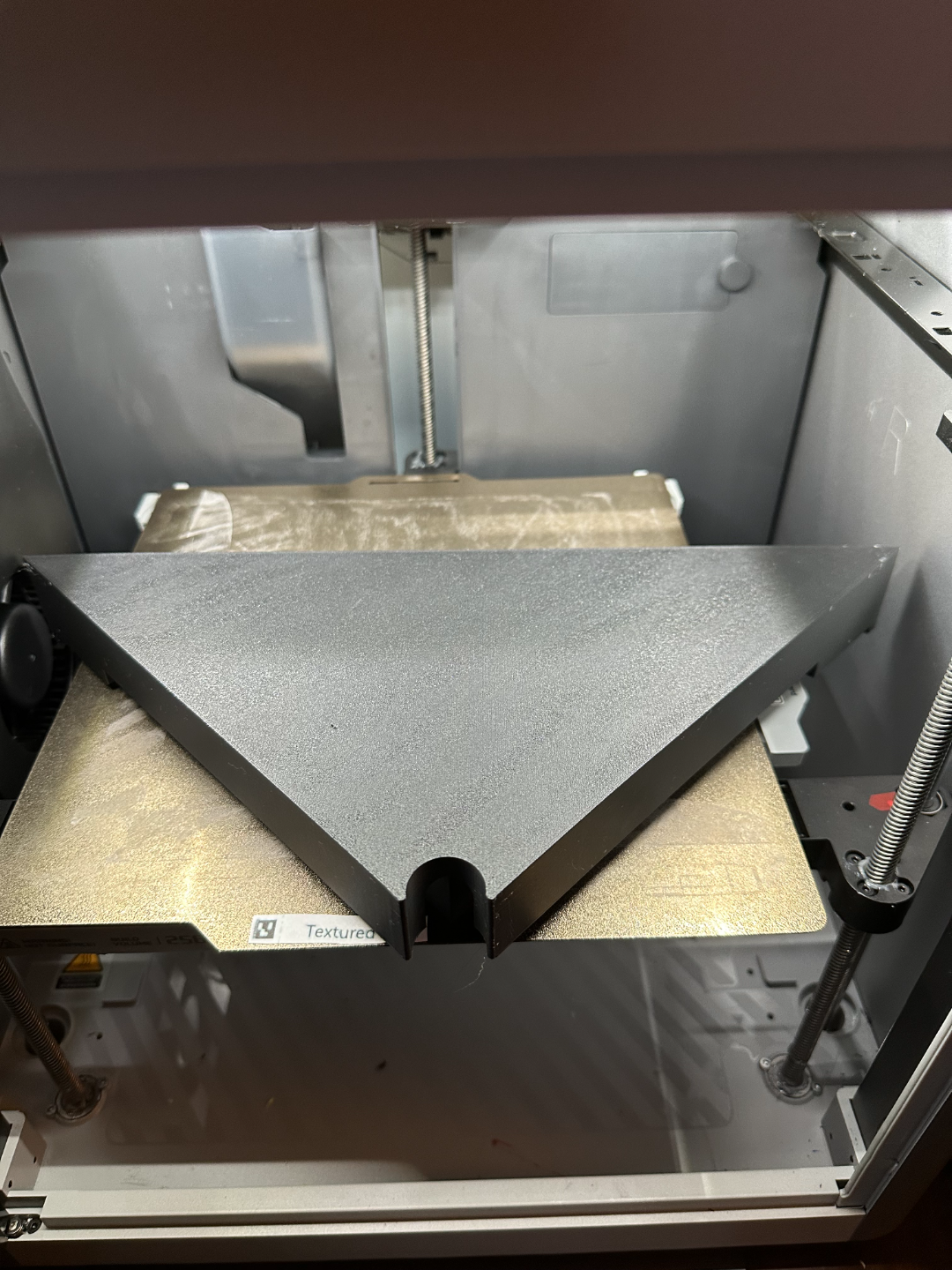 floating corner shelf and mounting bracket