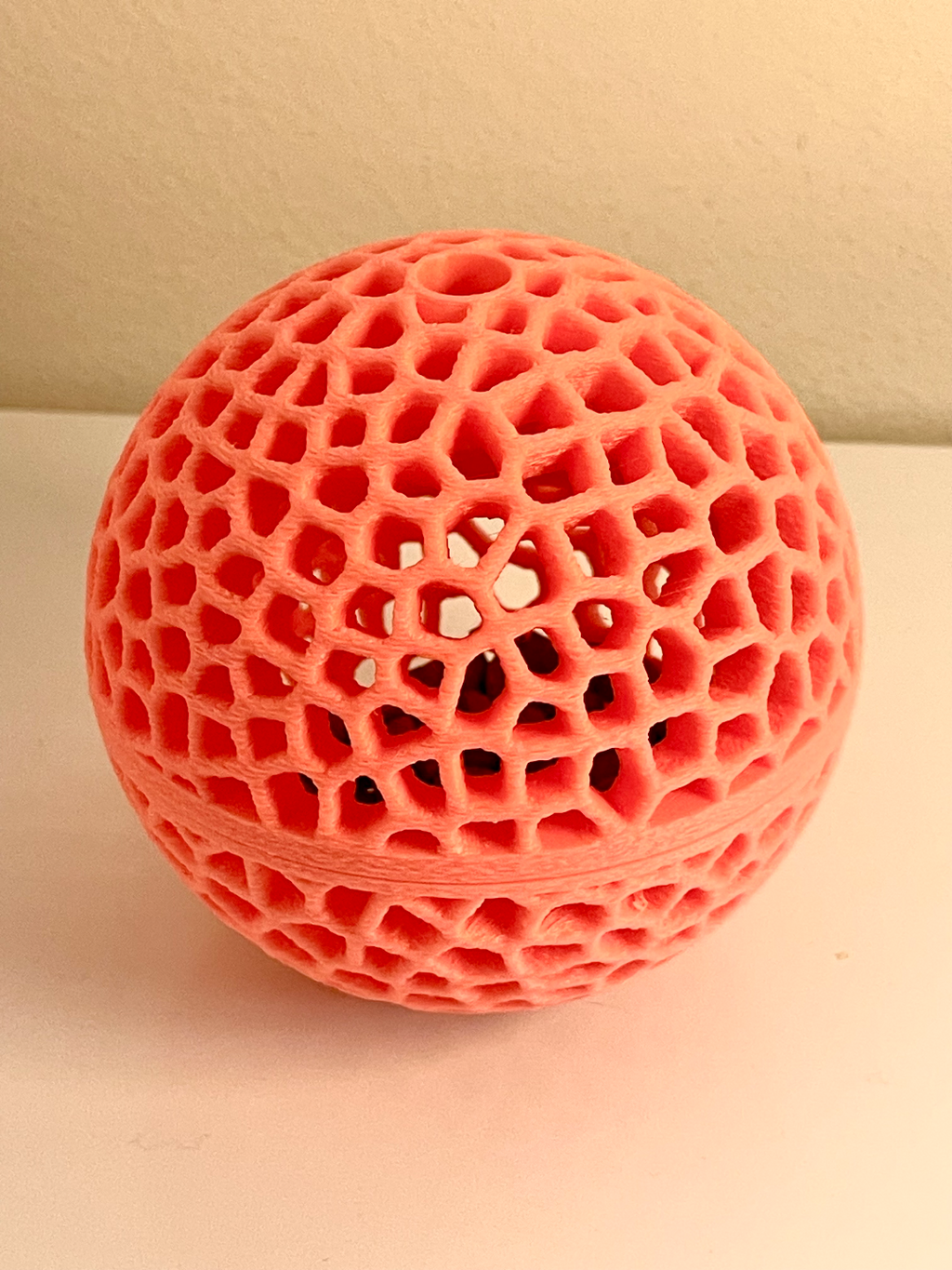 Cat snacks Voronoi ball