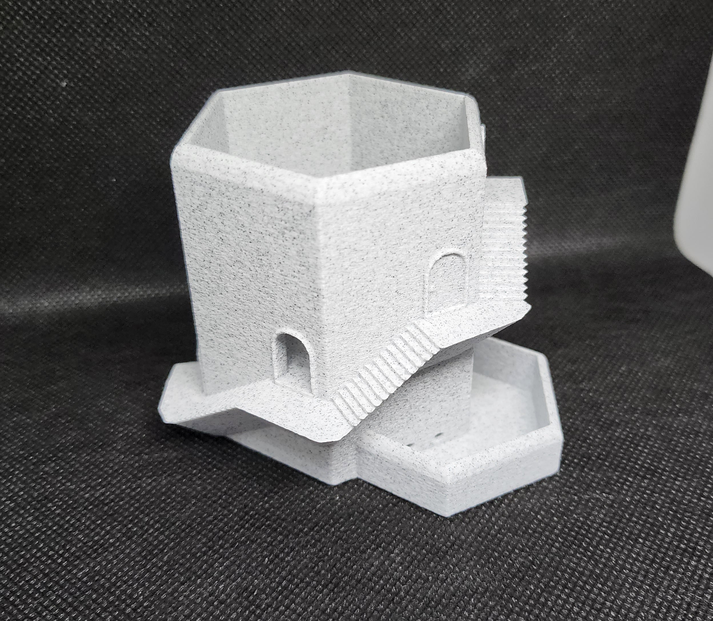Hex Castle Planter w/ drainage 🜲