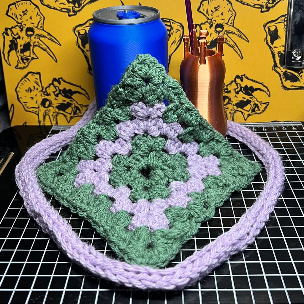 The Yarn Can - Yarn Snack To Go