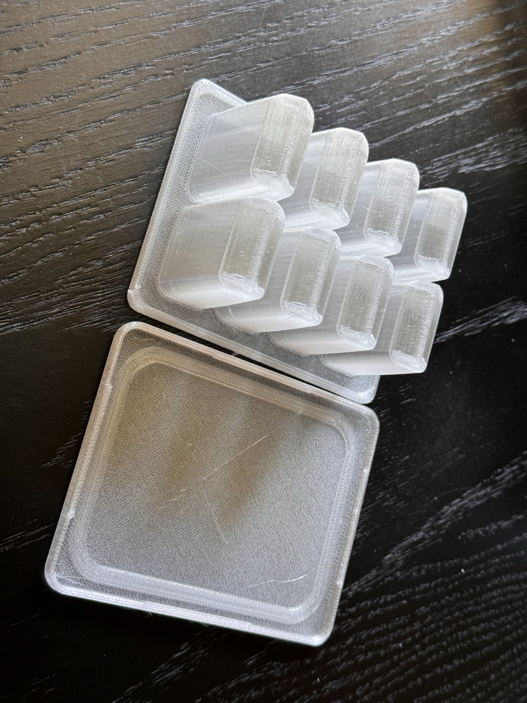 Ice Cube Tray with Lid