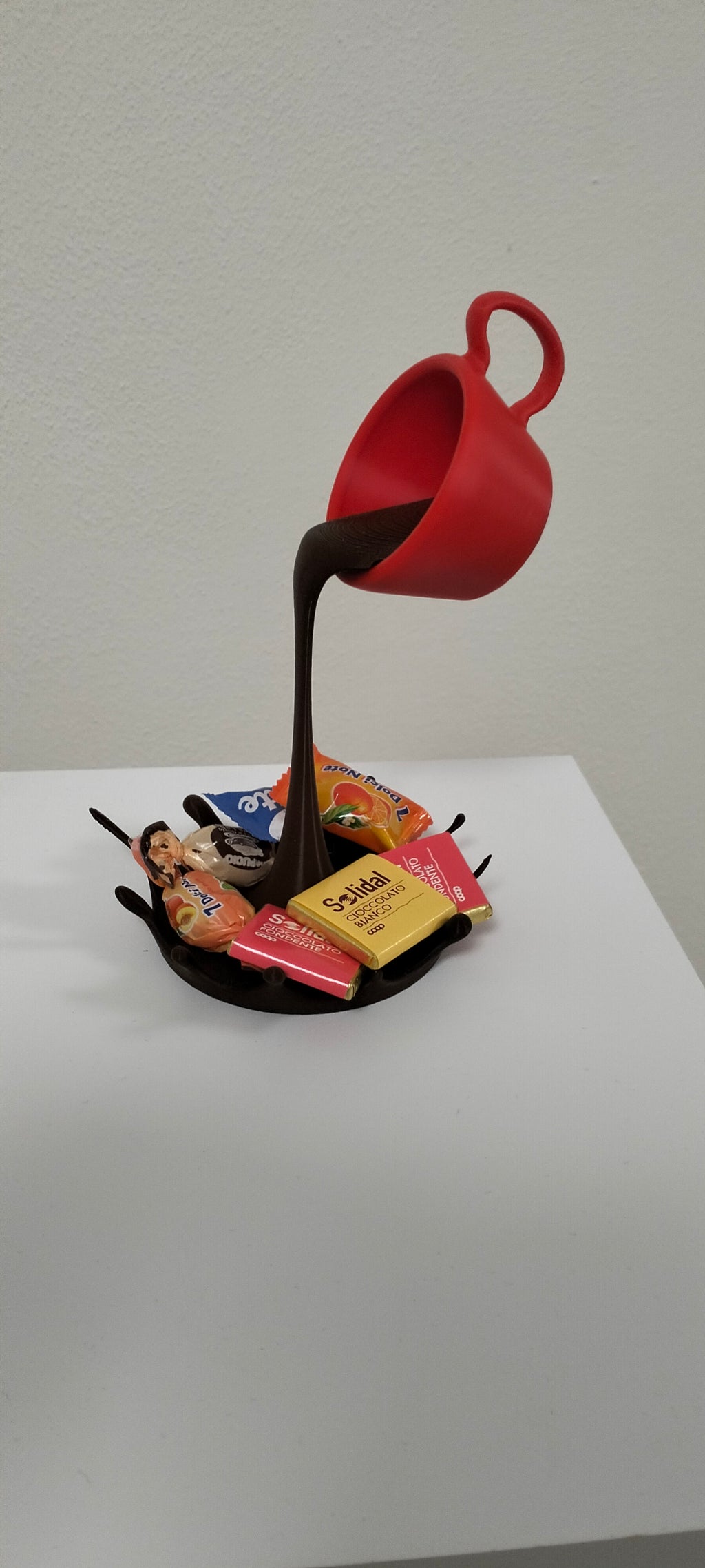 Floating coffee cup