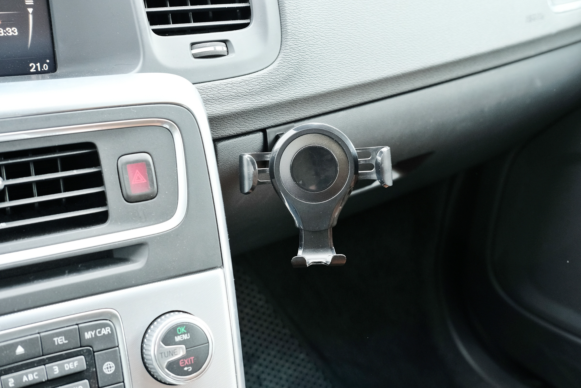 Ball mount phone holder - Volvo V60/S60