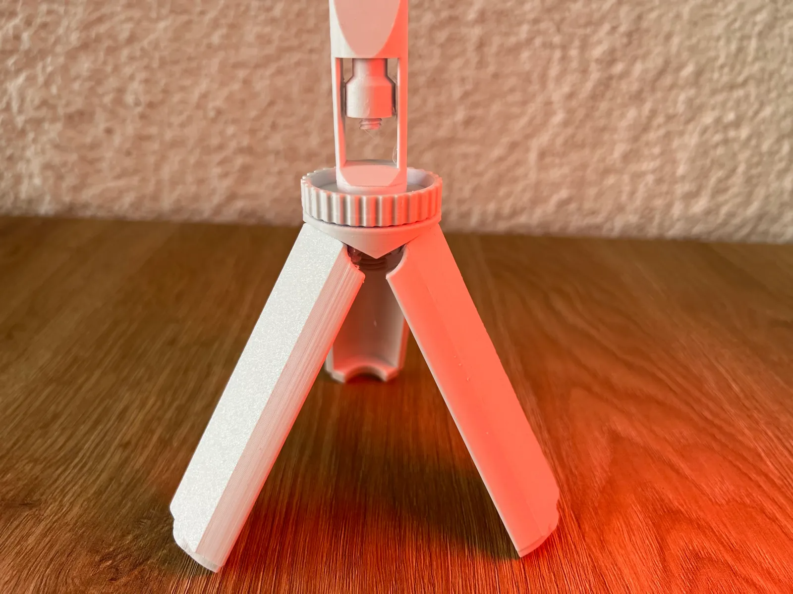 Tripod. Universal, Foldable & Fully Printable v3.1