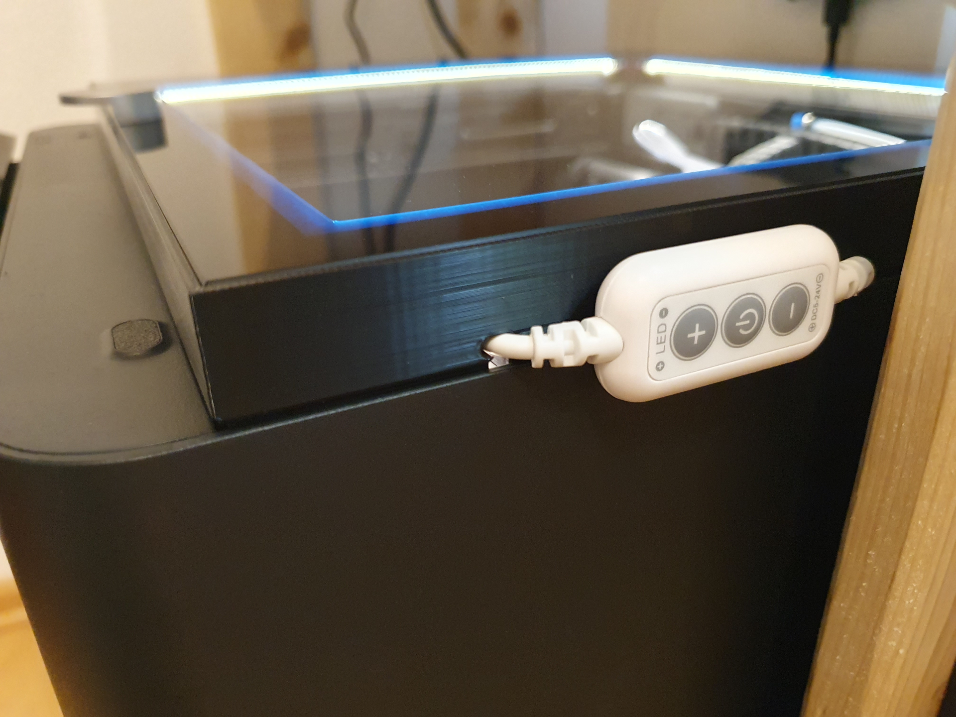 LED Glass Riser Flat, AMS Raiser Low Profile P1 X1