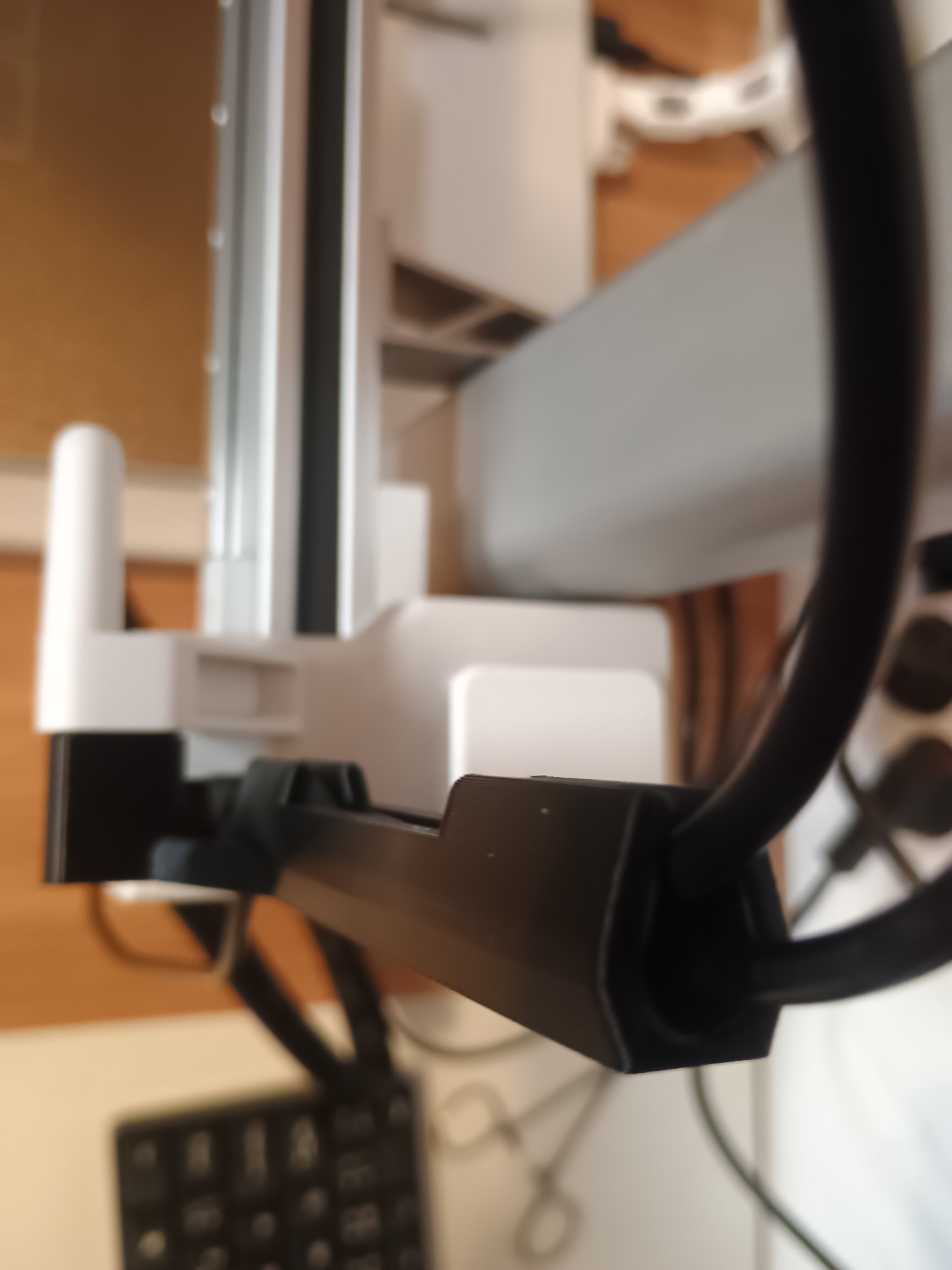 A1/ A2L Cable guide