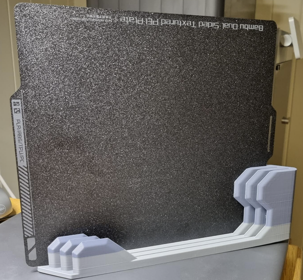 Standing or Wall Mounted Build Plate Holder