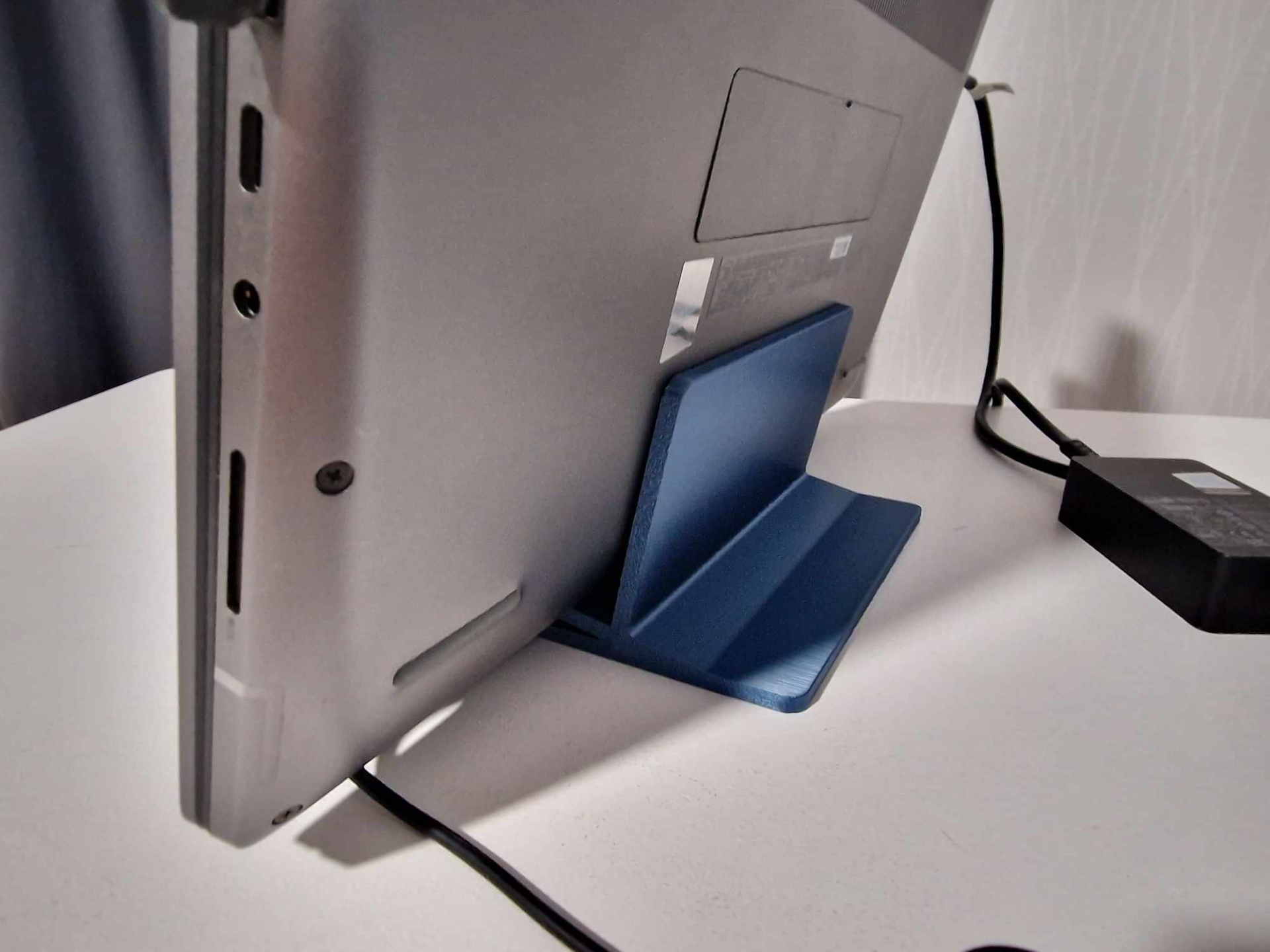 Vertical Laptop and Tablet Stand