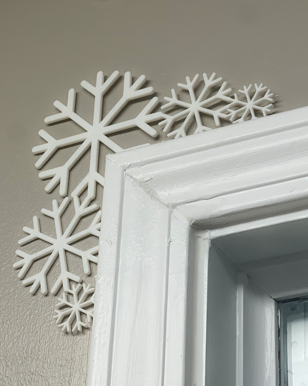 Snowflake Door Corner Decoration