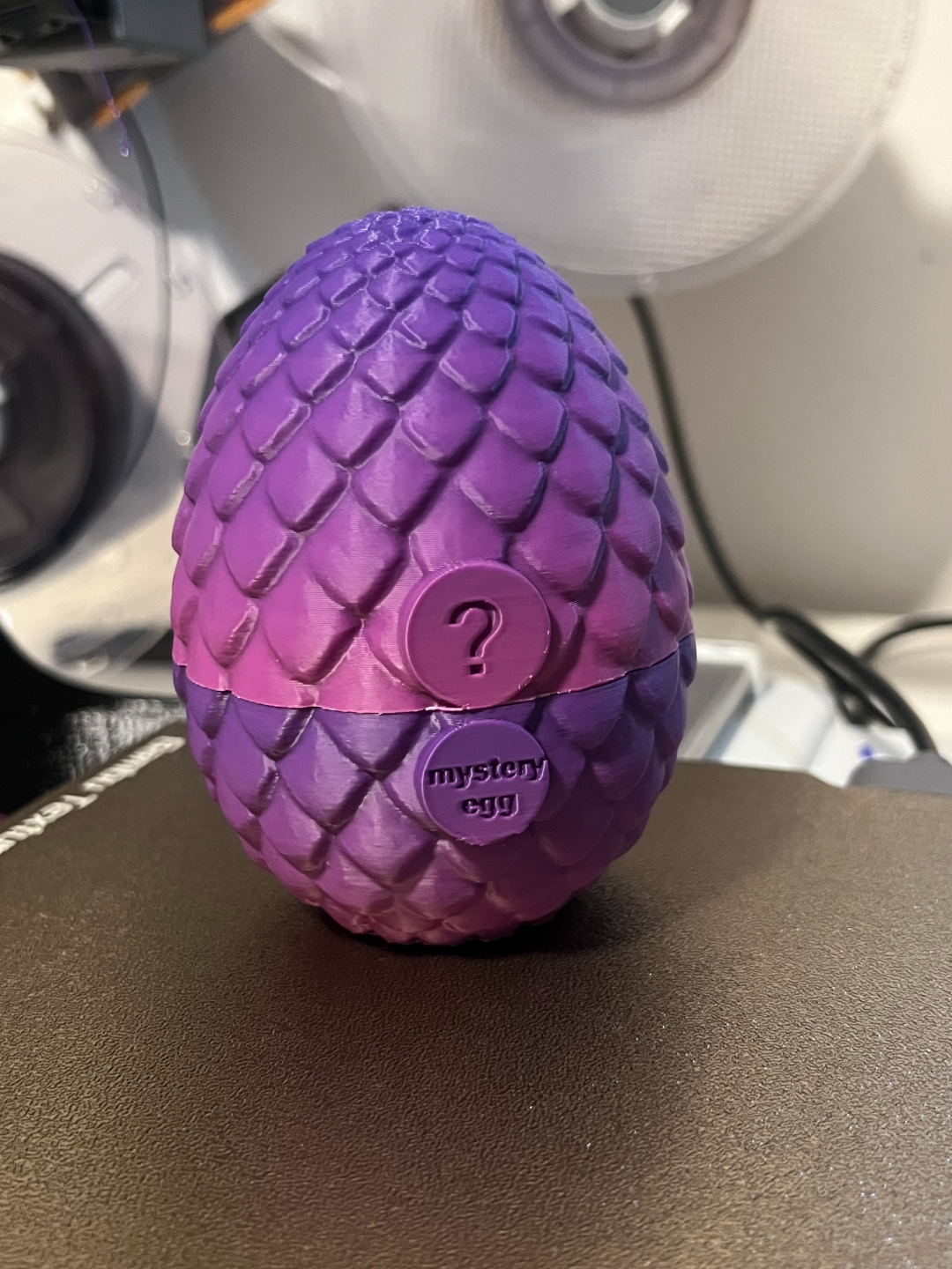 Mystery Dragon Egg (Screw-Twist Reveal)