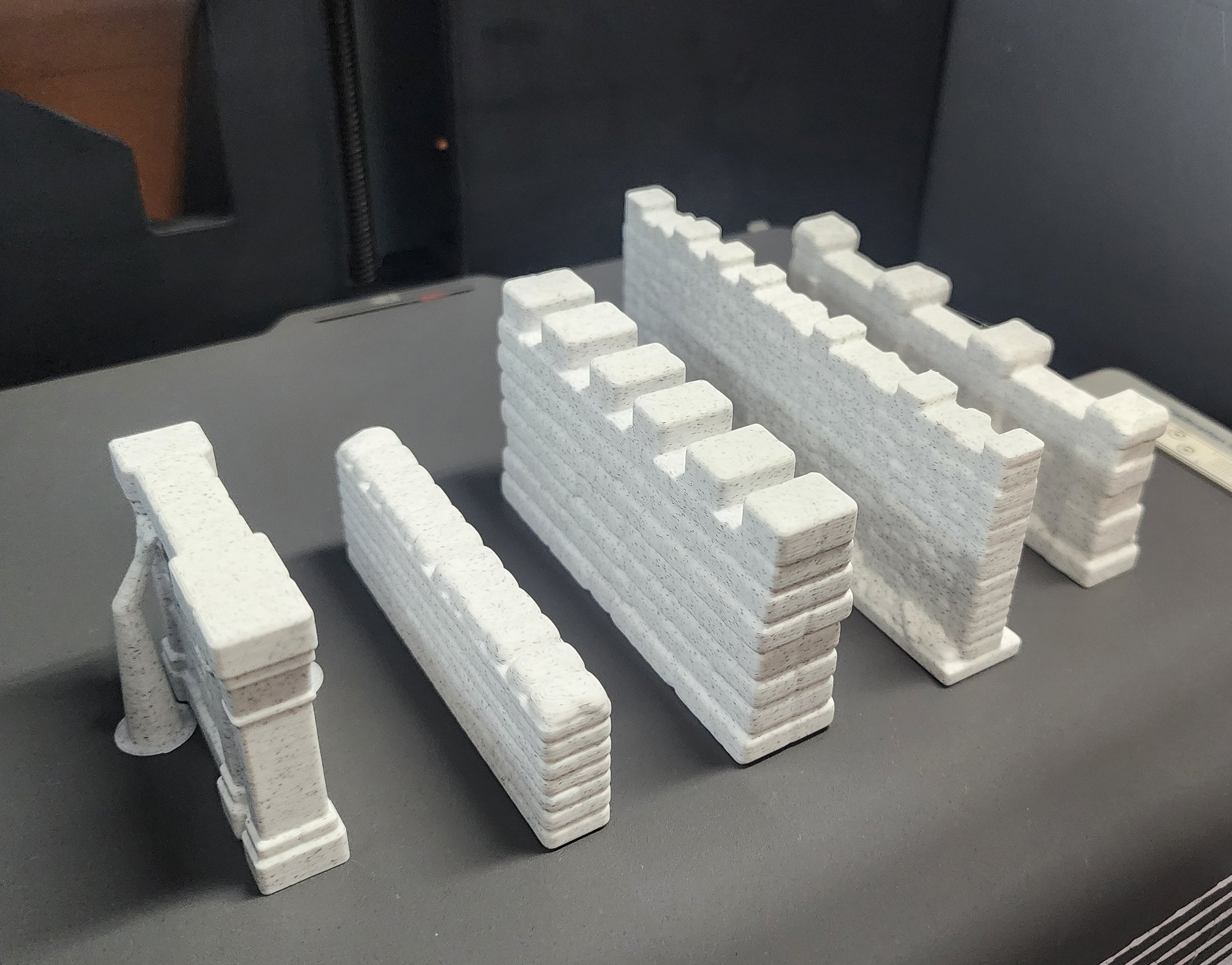 5 Stone Wall Miniatures