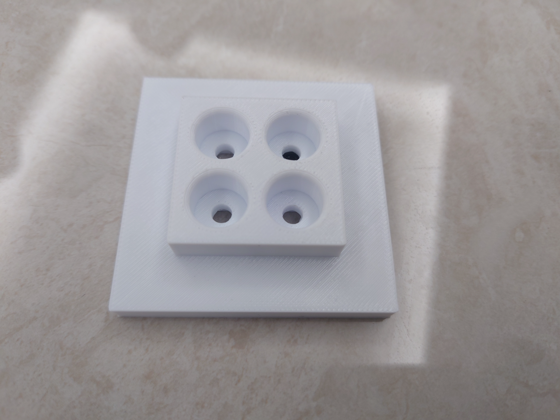 glueable skadis connector component 可粘墙洞洞板连接组件