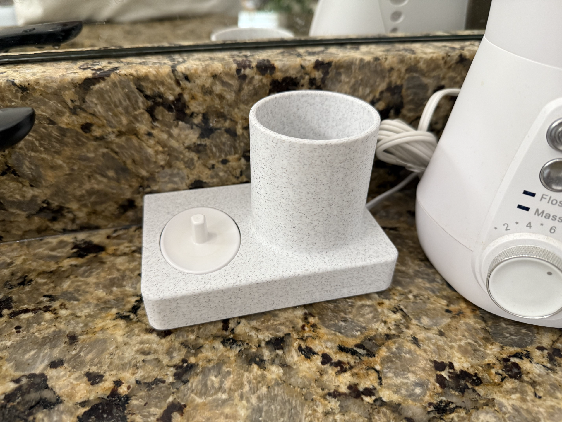 Oral-B / Braun Toothbrush + Toothpaste Stand