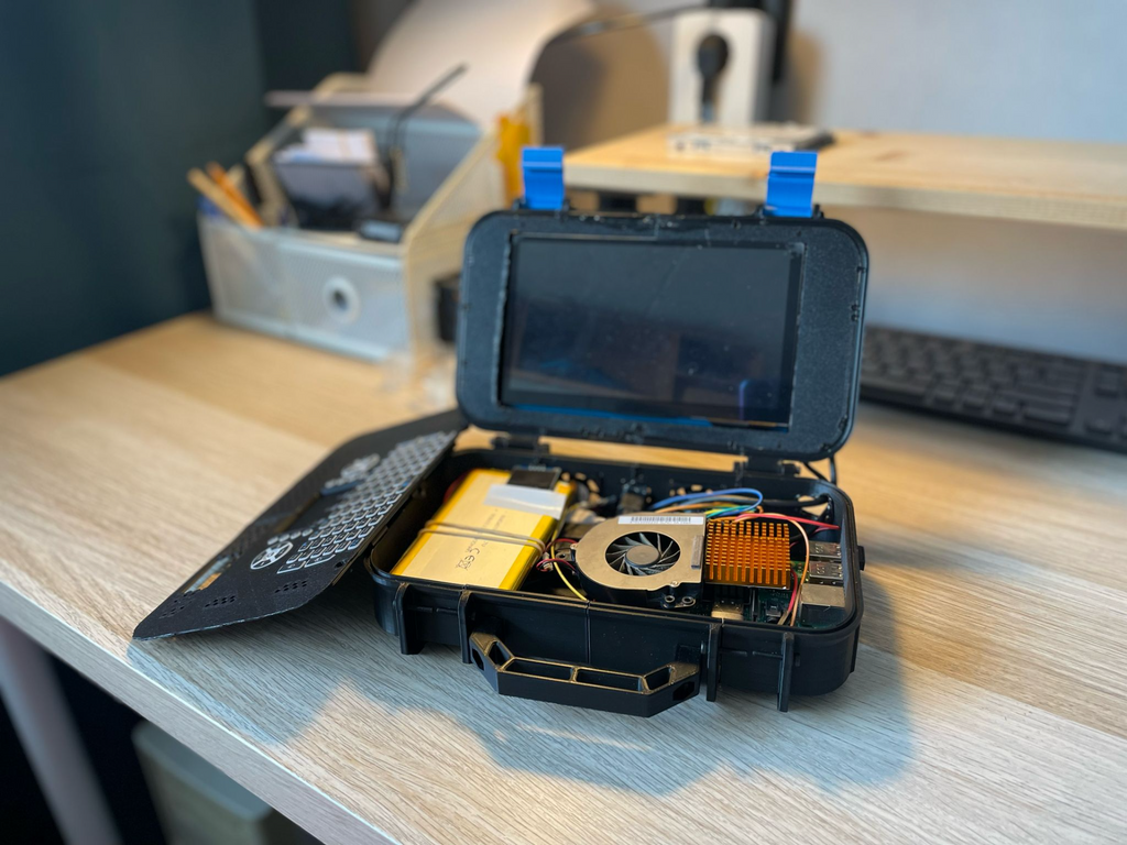 rugged raspberry pi laptop
