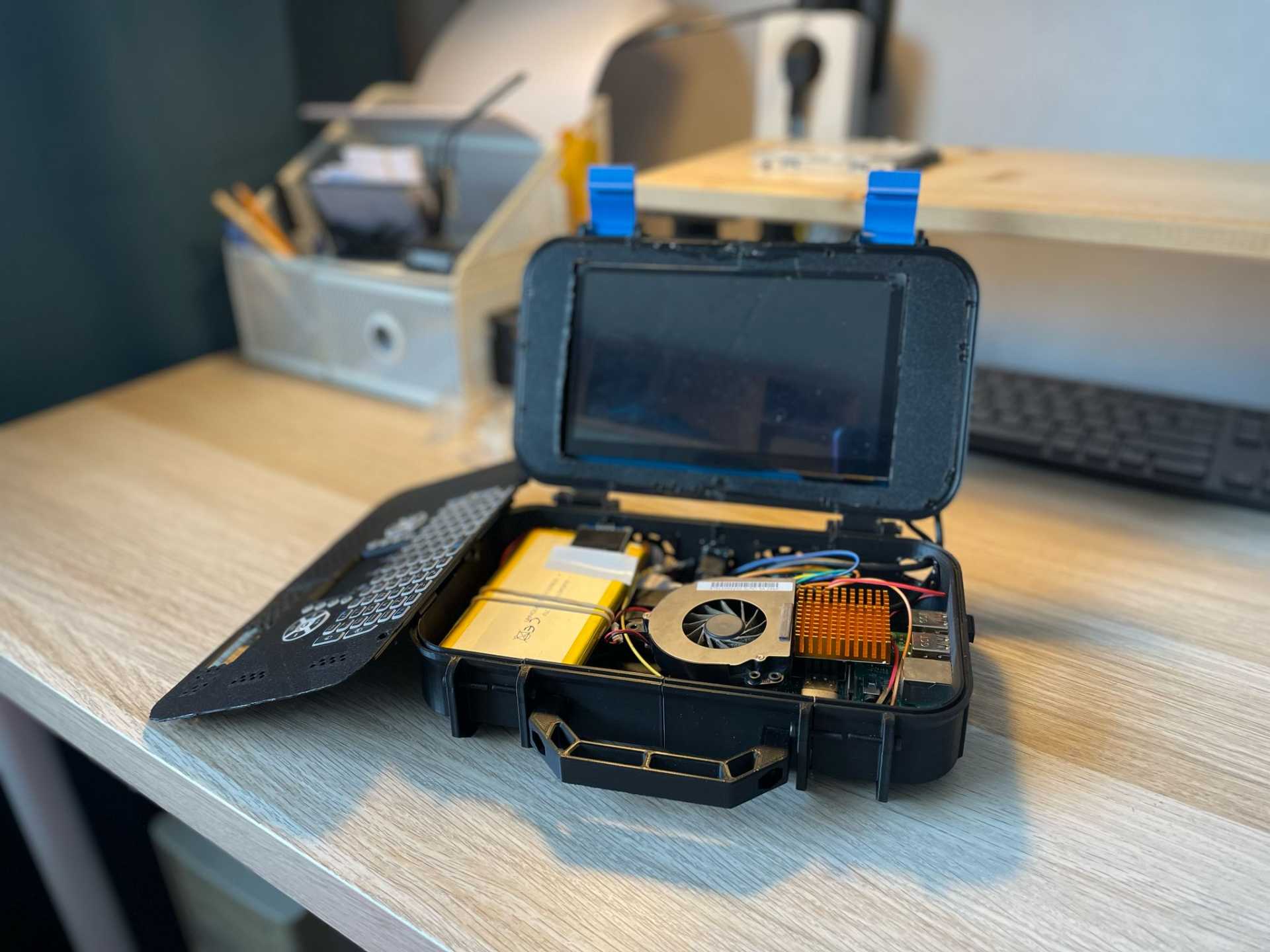 rugged raspberry pi laptop