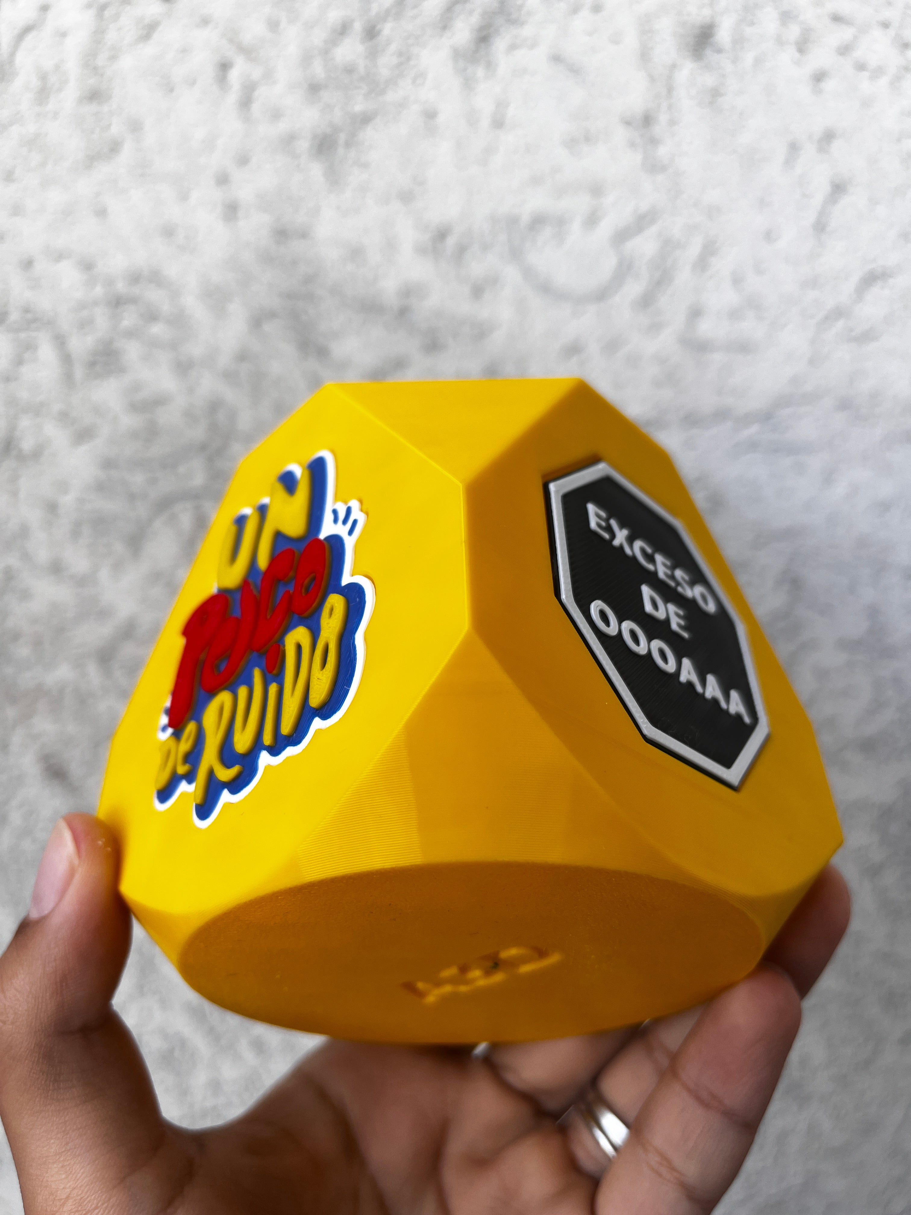 Mate Un Poco de Ruido Polímero Escalonado Nost3rd