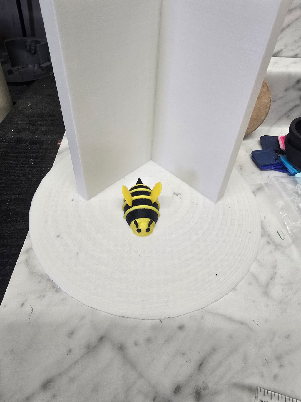 Magnet Bee for Fridge