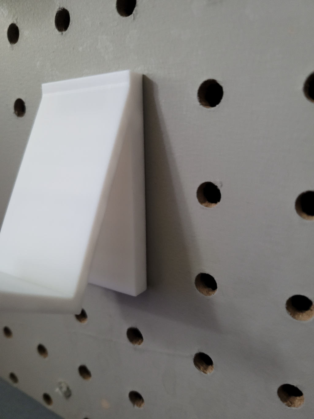 Controller Holder for Pegboard