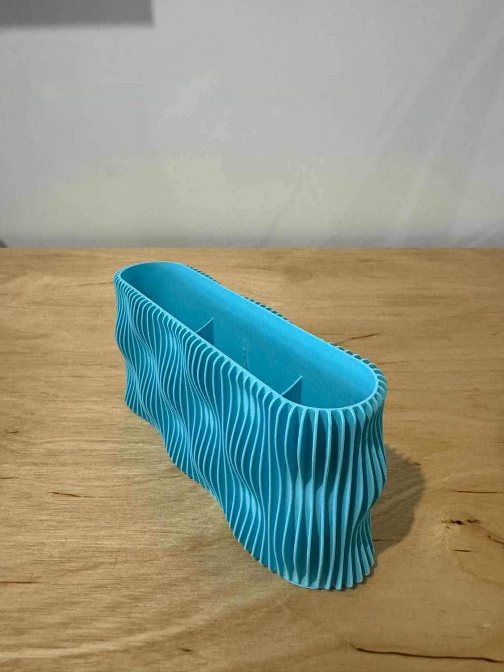 modern ribbed pen cup