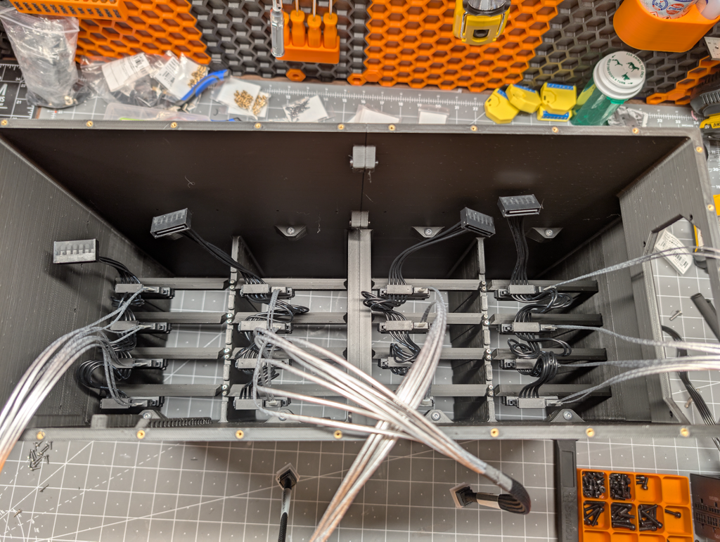 16 Drive 4U Rack Mounted Hard Drive Enclosure