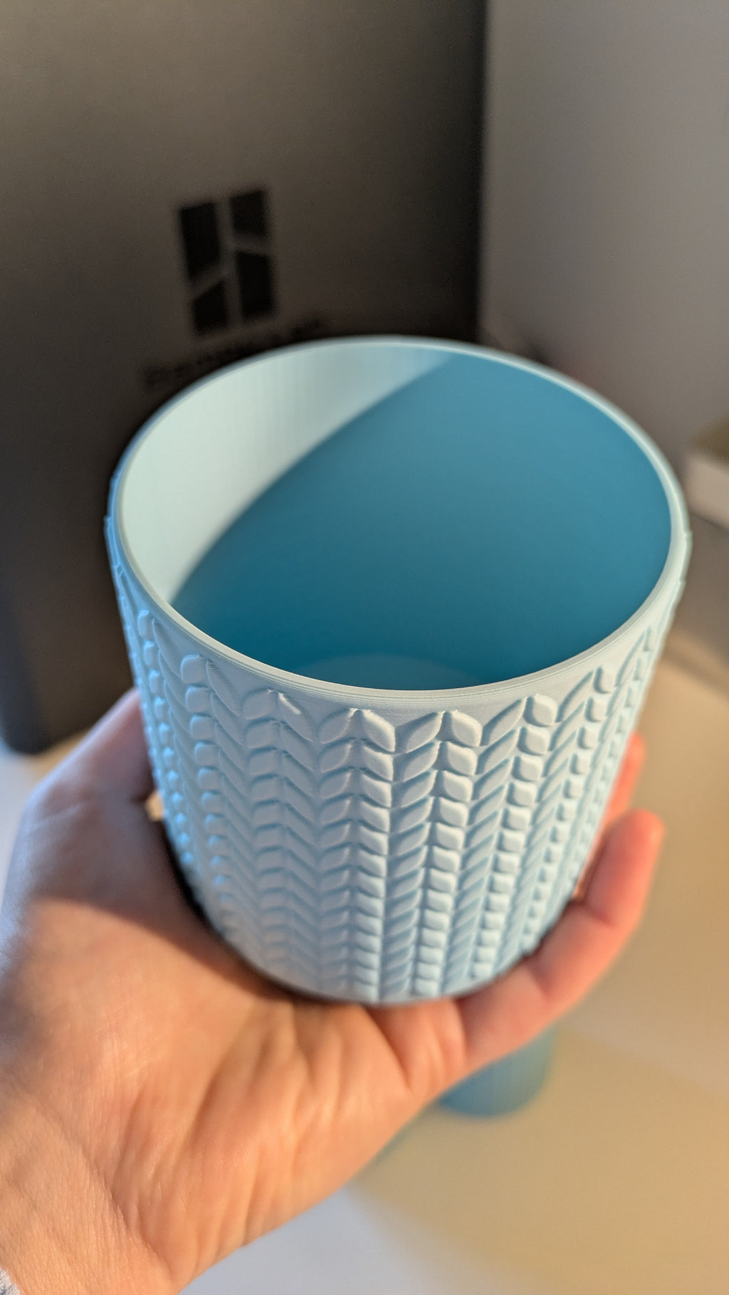 Knitted vase collection
