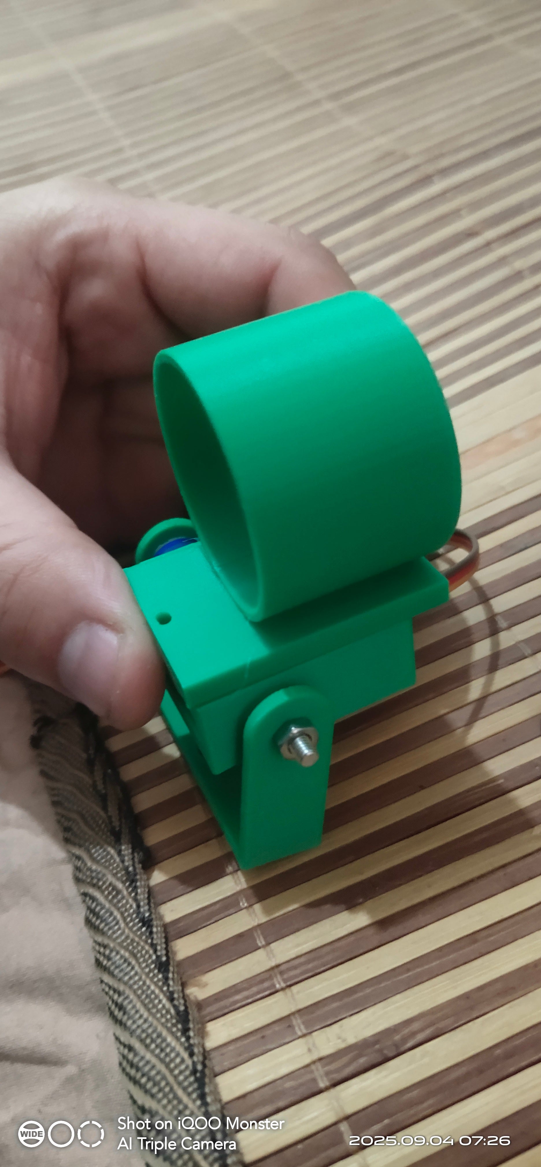 SG90舵机支架。