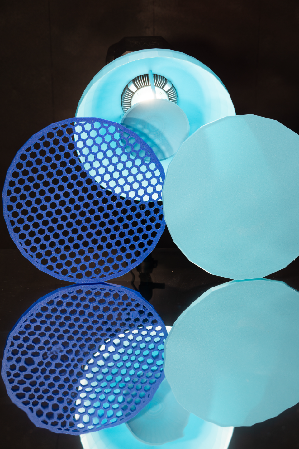Bowens Reflector, soft box, Lantern, Beauty Dish