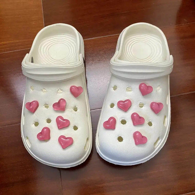 heart croc charm