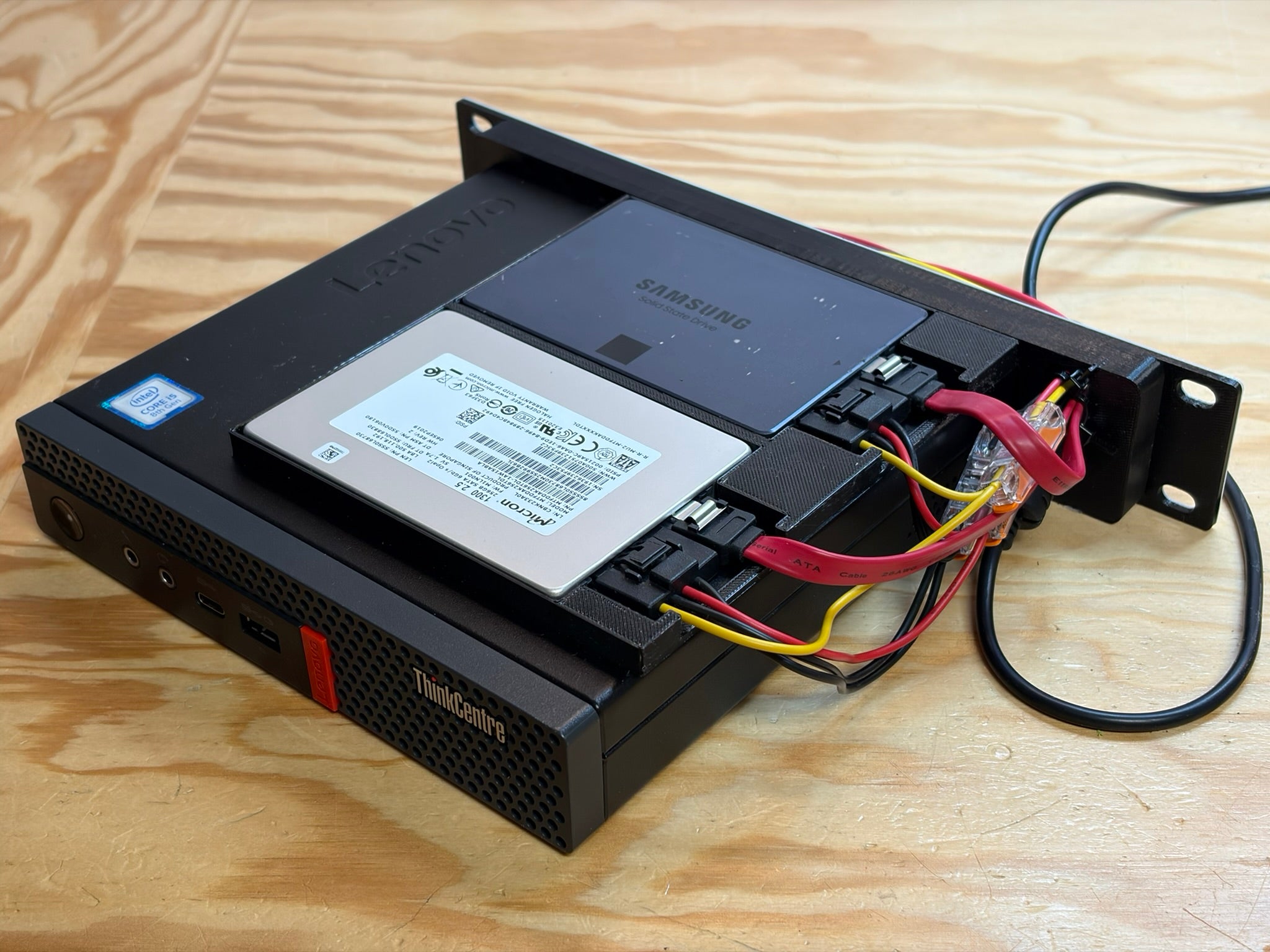 ThinkCenter 10 inch rack mount