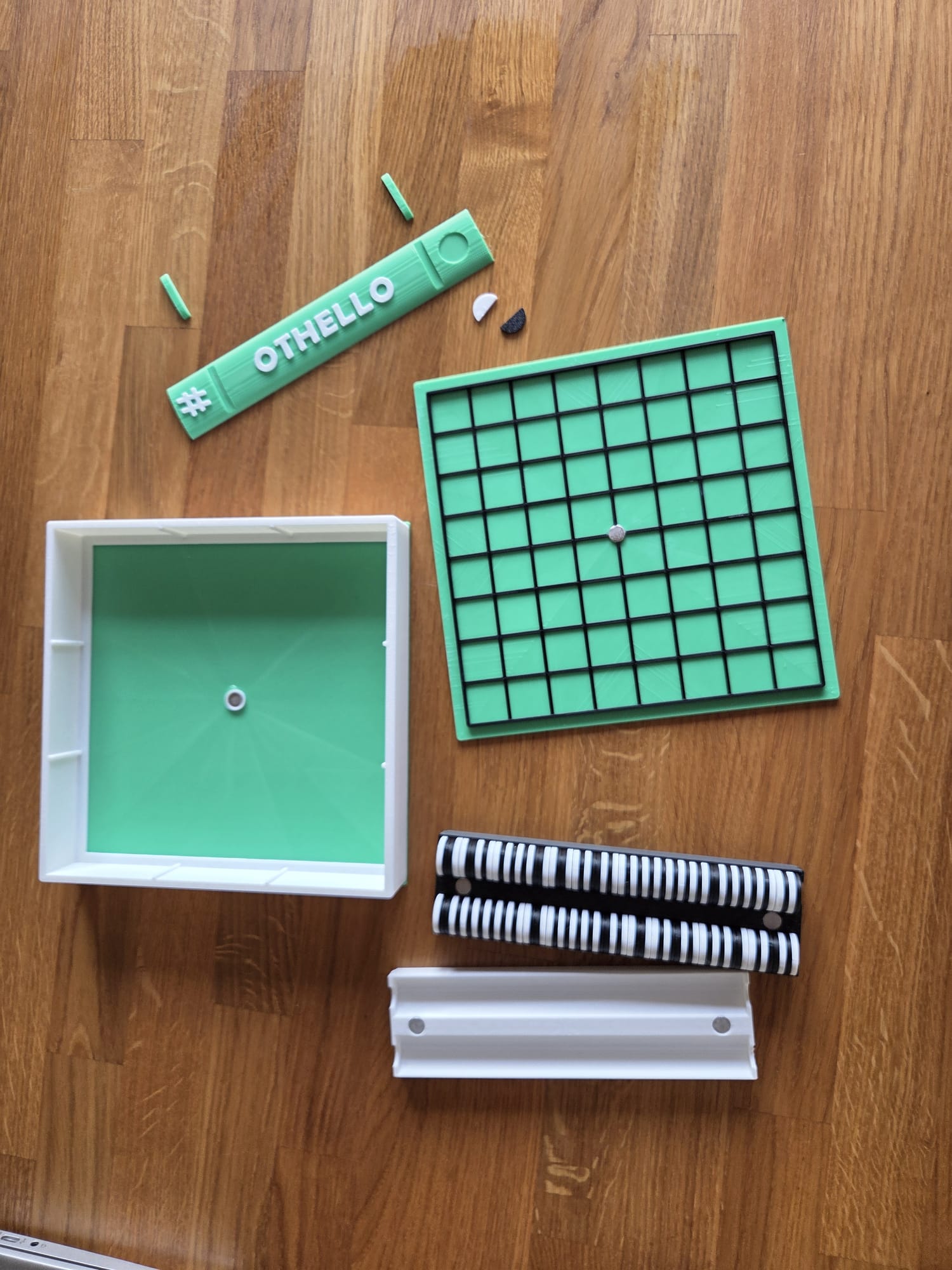 Othello (Reversi) - bookcase edition!
