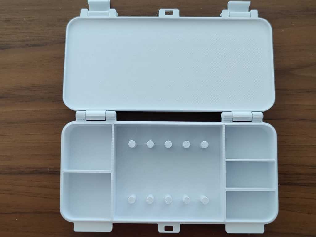 Travel jewelry box