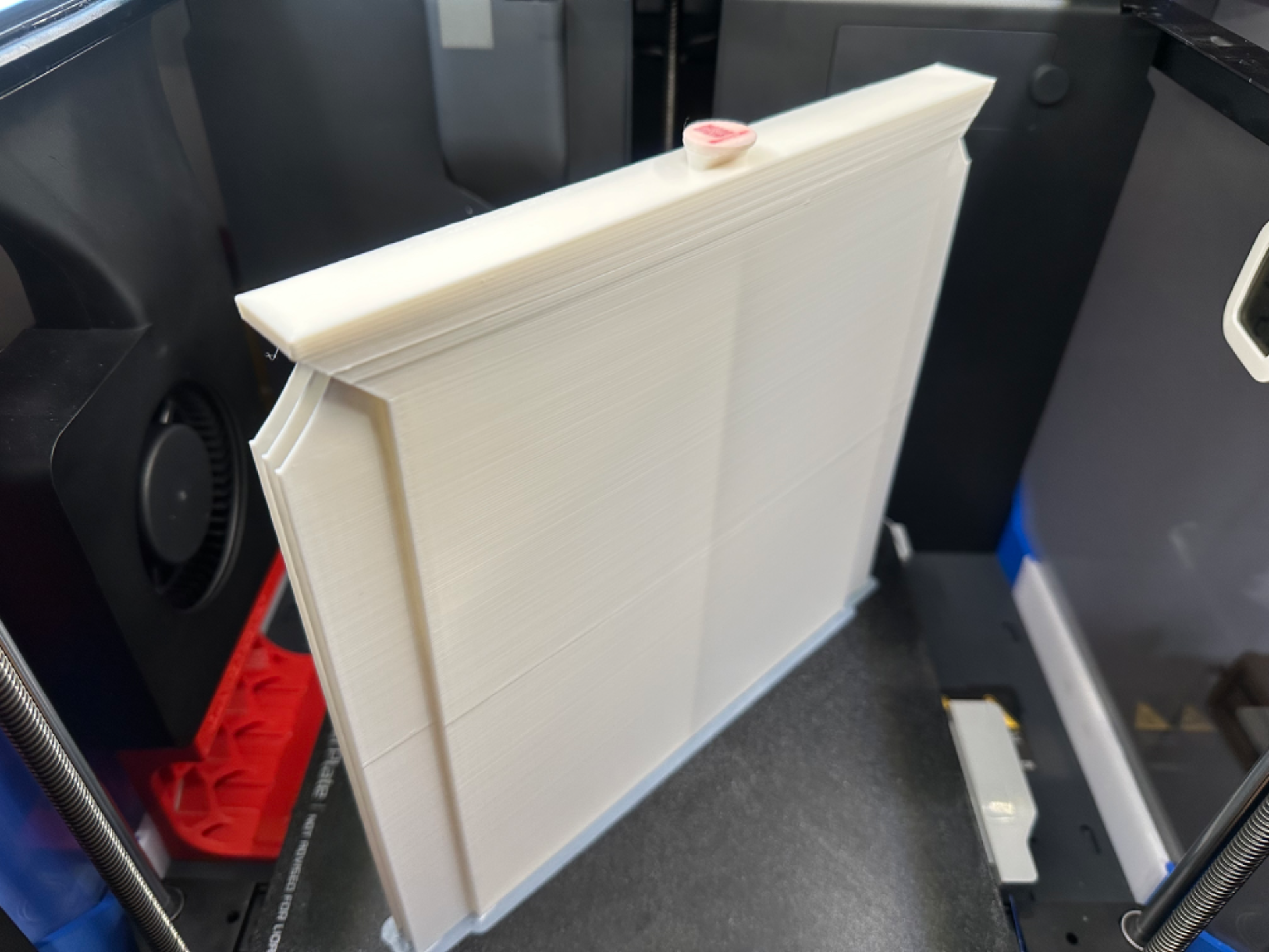 Drawer as Extra Part for under Printer Build-Plate storage system
