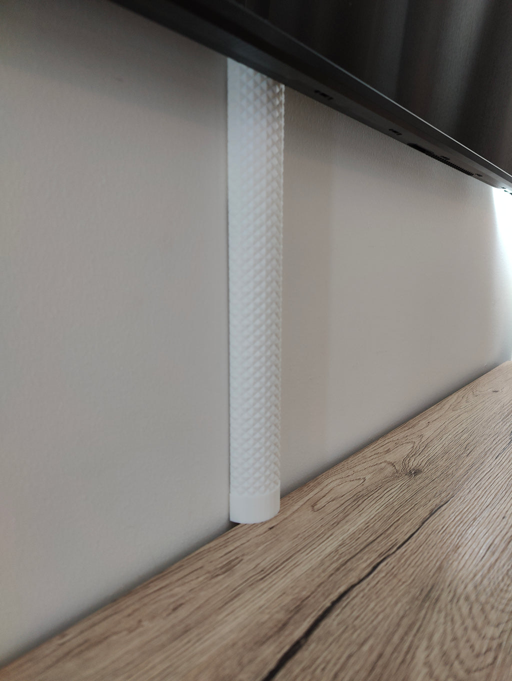Cable Duct - Diamond Knurl