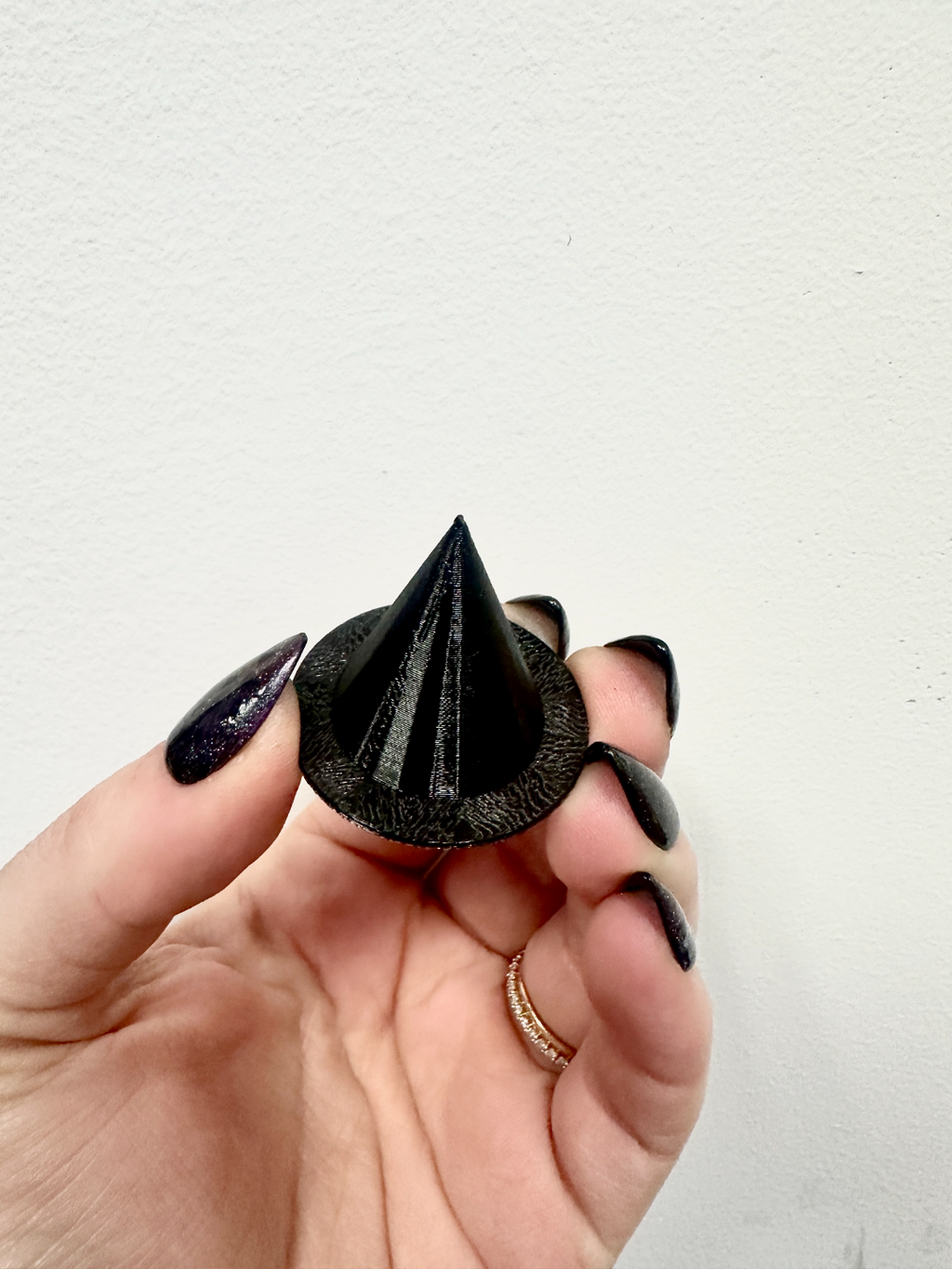 Tiny Witch Hat for Broken Prints