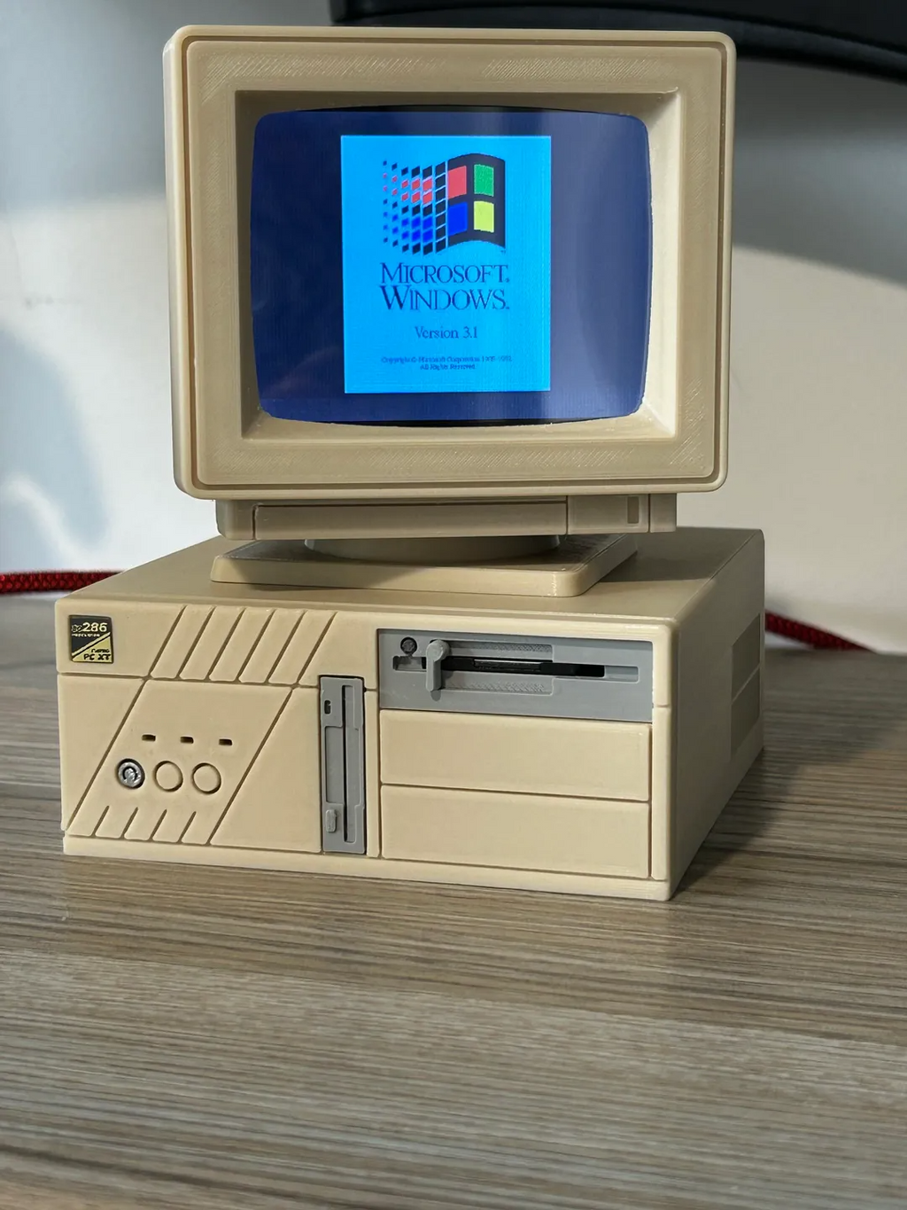 Retro Desktop PC Raspberry Pi case