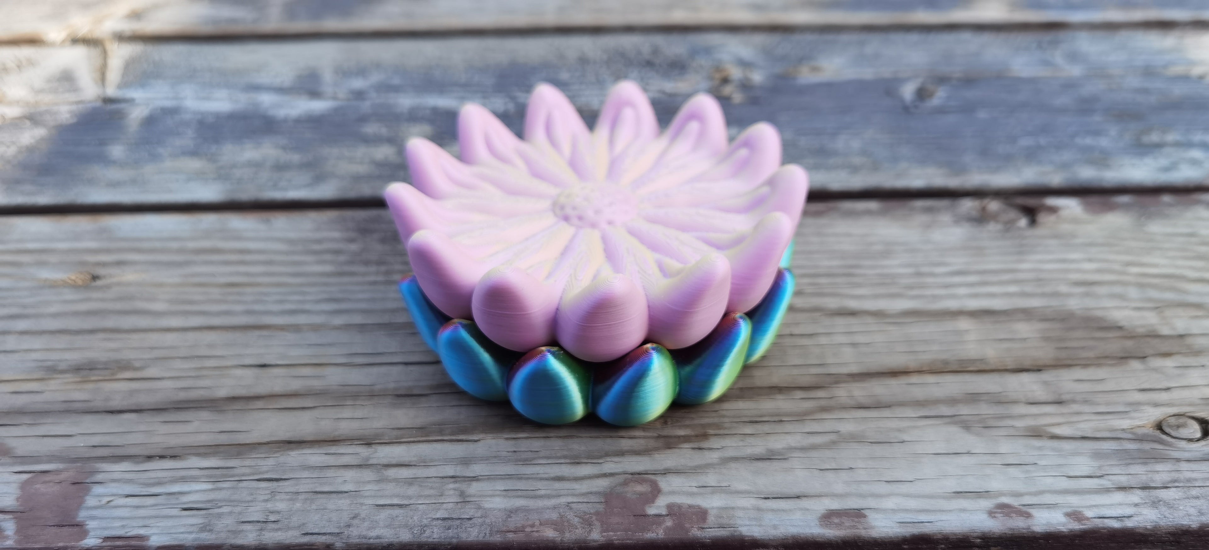 Stackable Flower Dish
