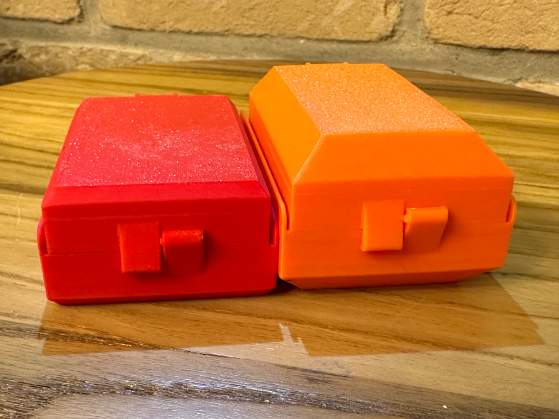 Pill Box with Integrated Cutter-Scraper Blade