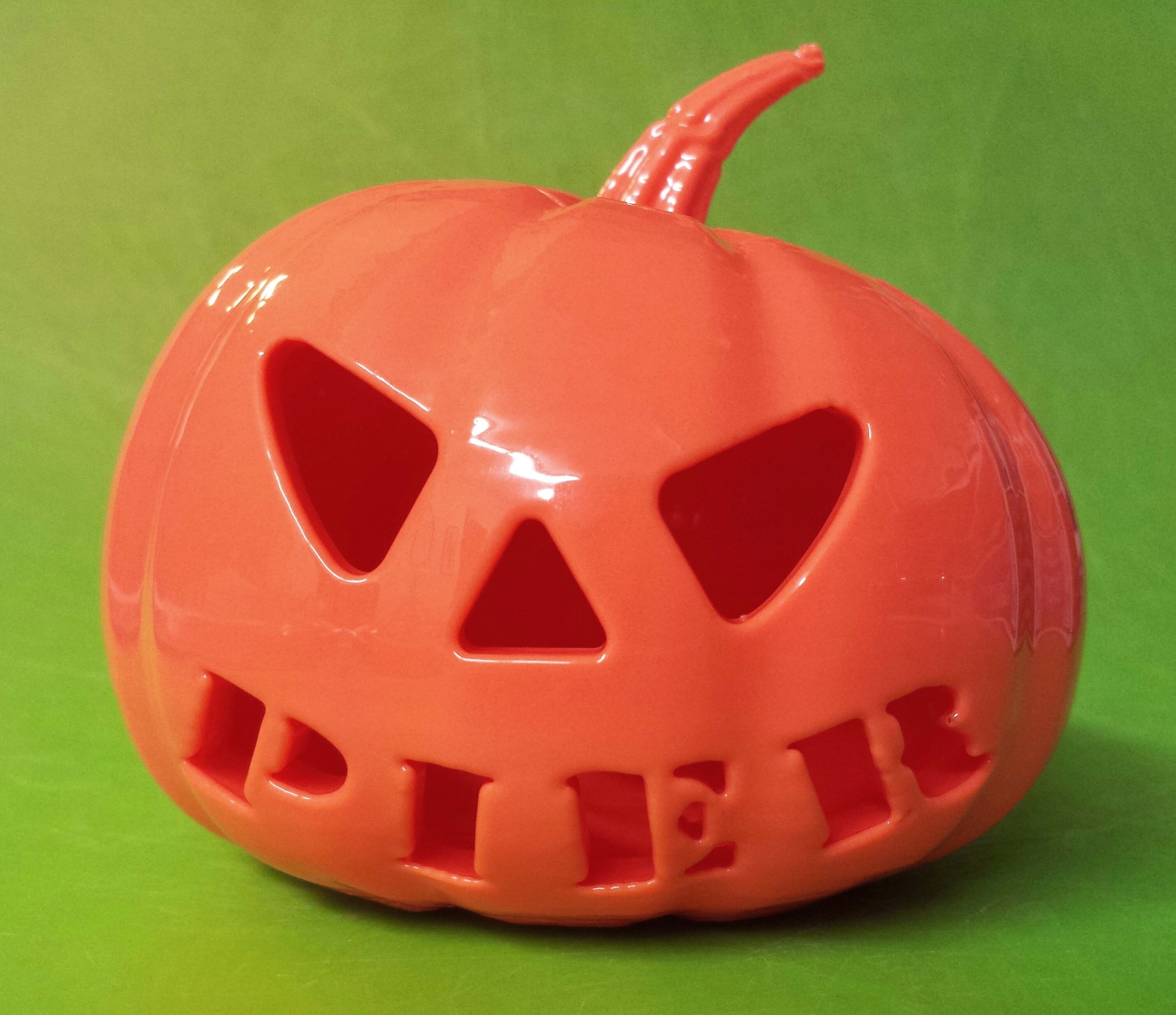 LED Tea Light Pumpkin Decoration with Name-Mouth